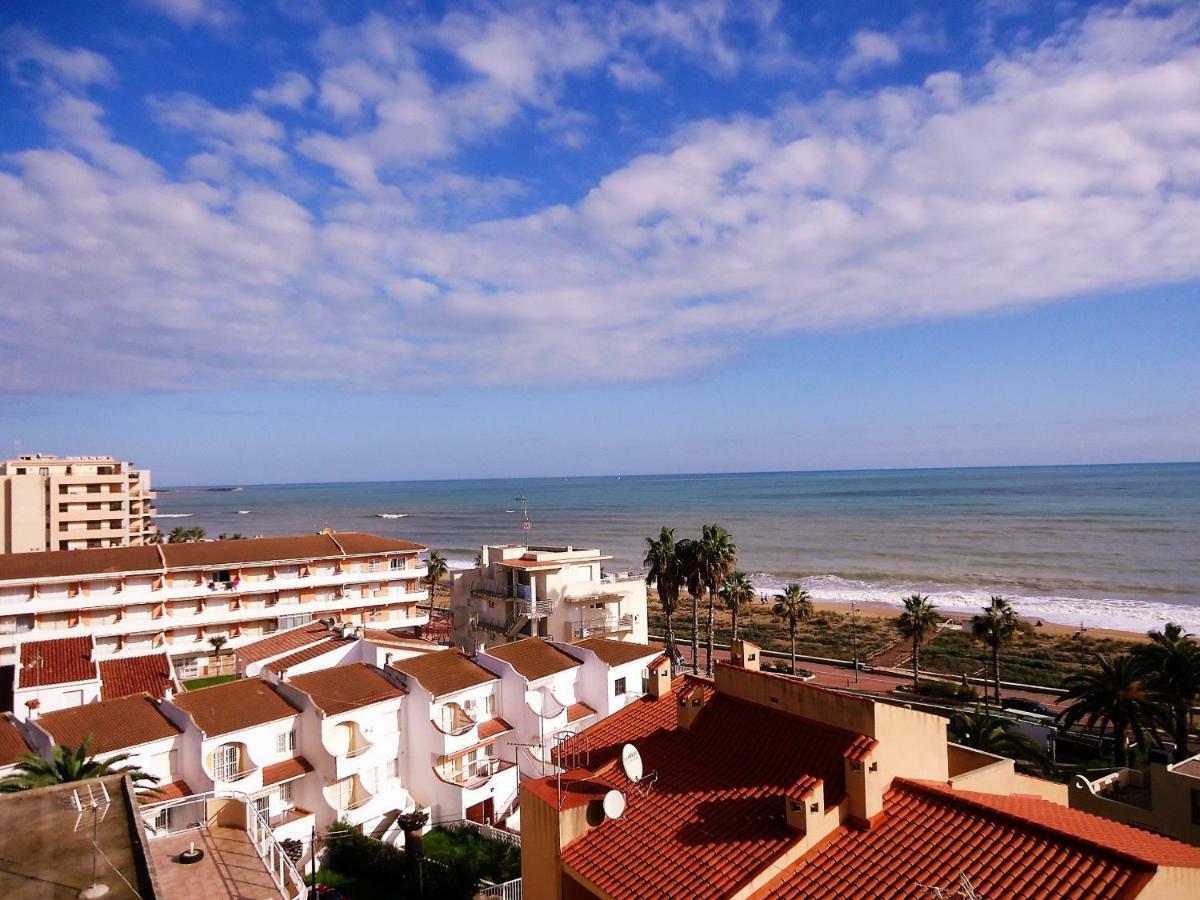 Paseo Maritimo Frontal Lek Apartment